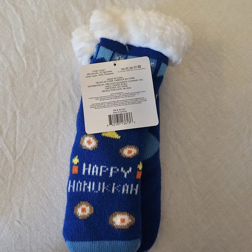 NWT 2 PAIRS Hanukkah Menorah Sherpa Lined Gripper Nonslip Socks Kids Child Size